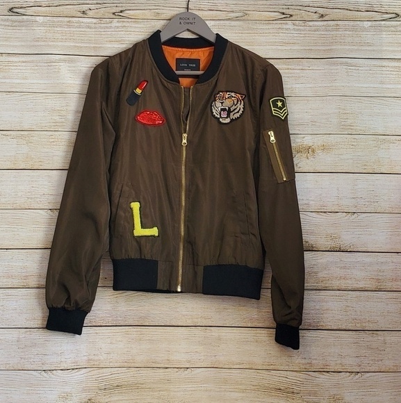 Love Tree - Picture 1 of 3